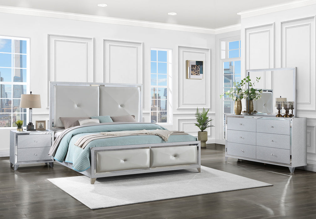 Larue Tufted Bedroom Set Silver