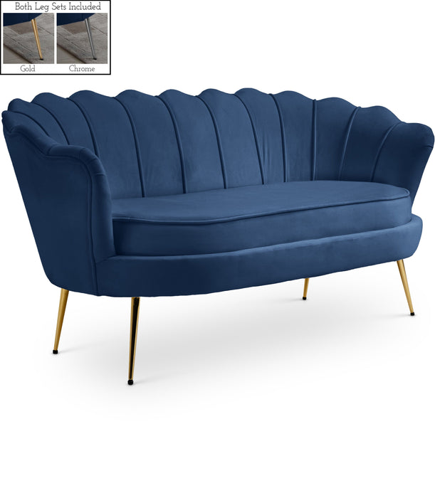 Gardenia - Loveseat