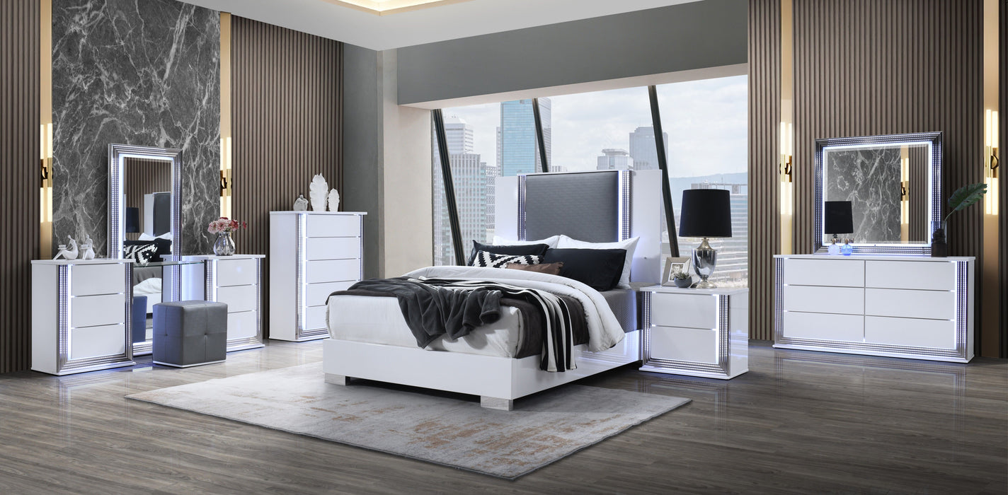 Ylime - 6 Piece King Bedroom Set With Vanity Set - Smooth White