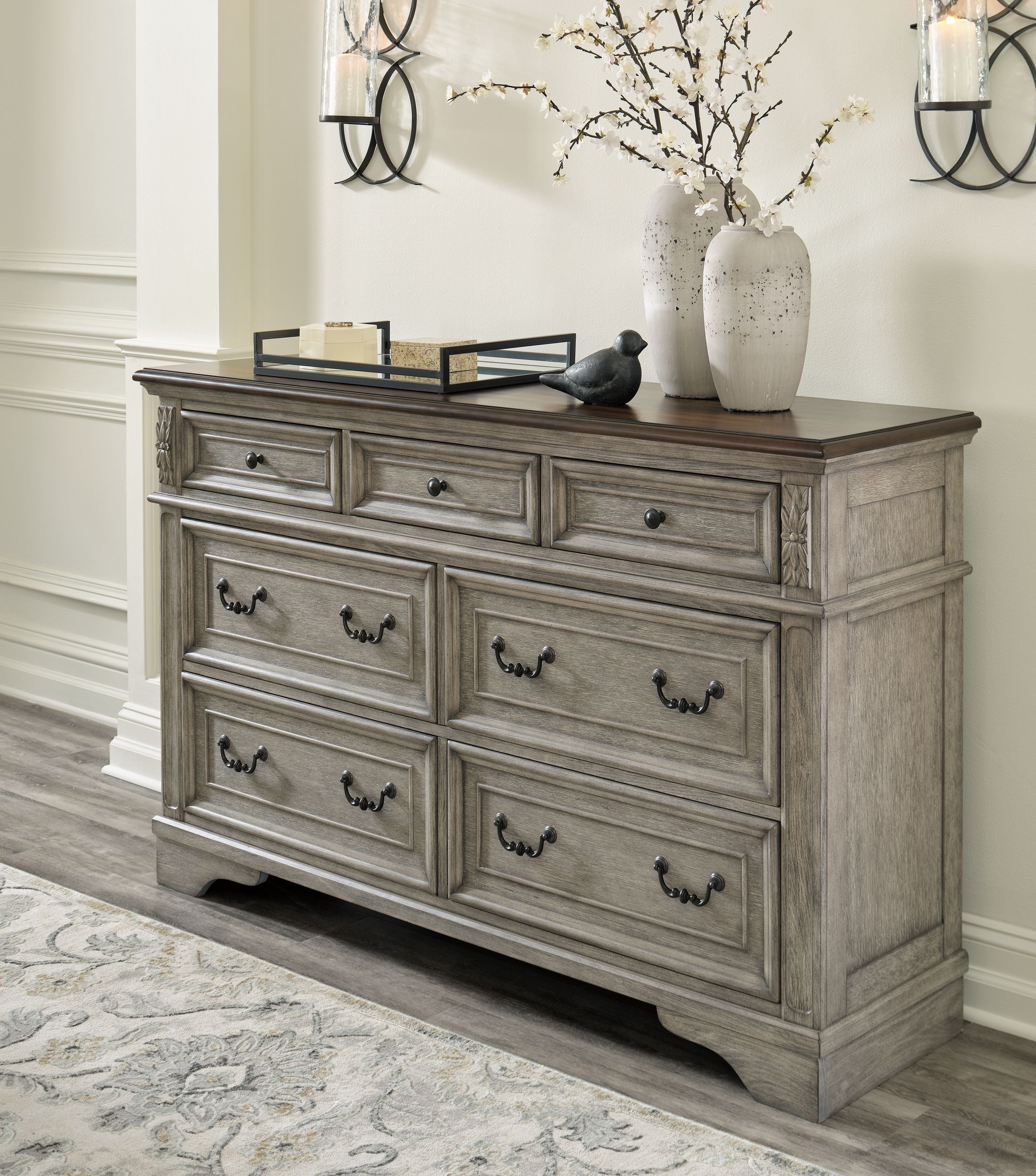 Lodenbay - Dresser - Antique Gray