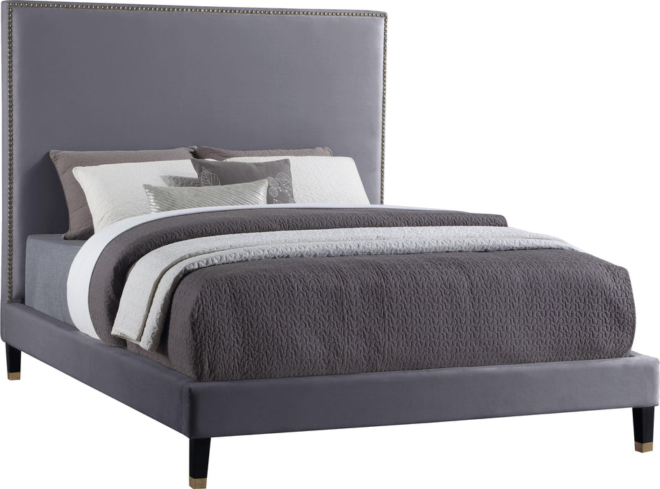 Harlie Grey Velvet Full Bed image